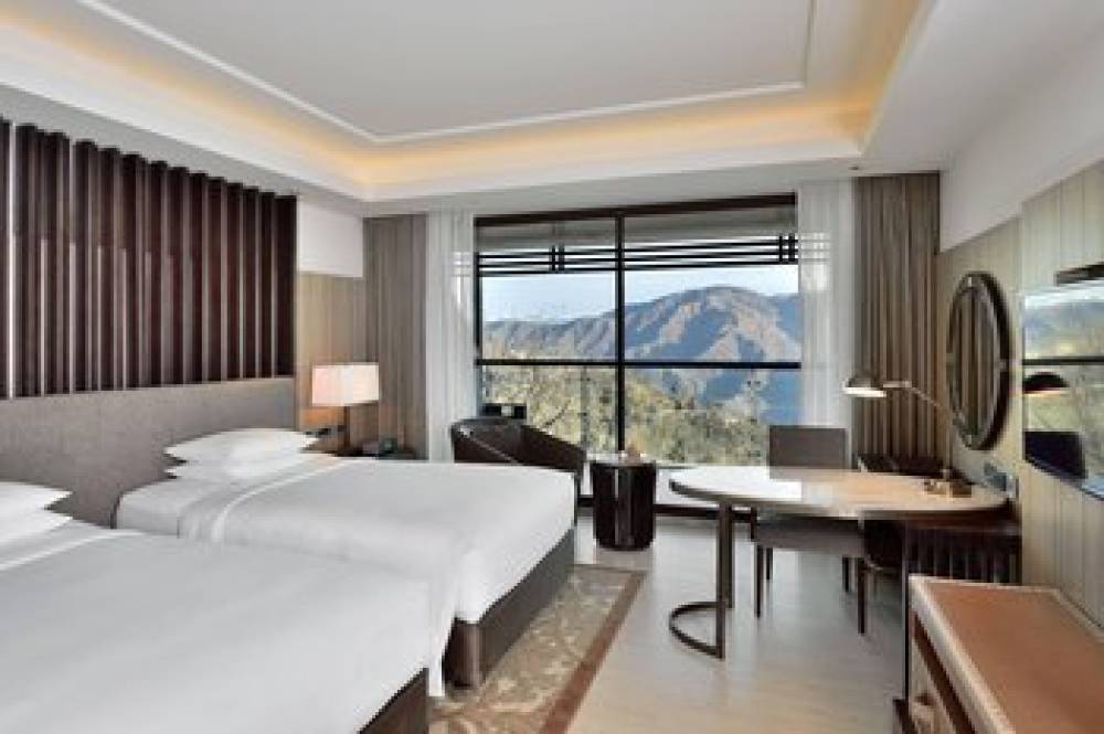 JW Marriott Mussoorie Walnut Grove Resort And Spa 9