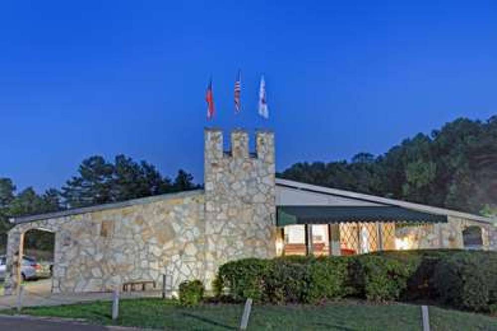 Knights Inn Austell Near Six Flags 1