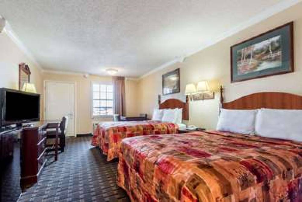 KNIGHTS INN GREENVILLE TX 5