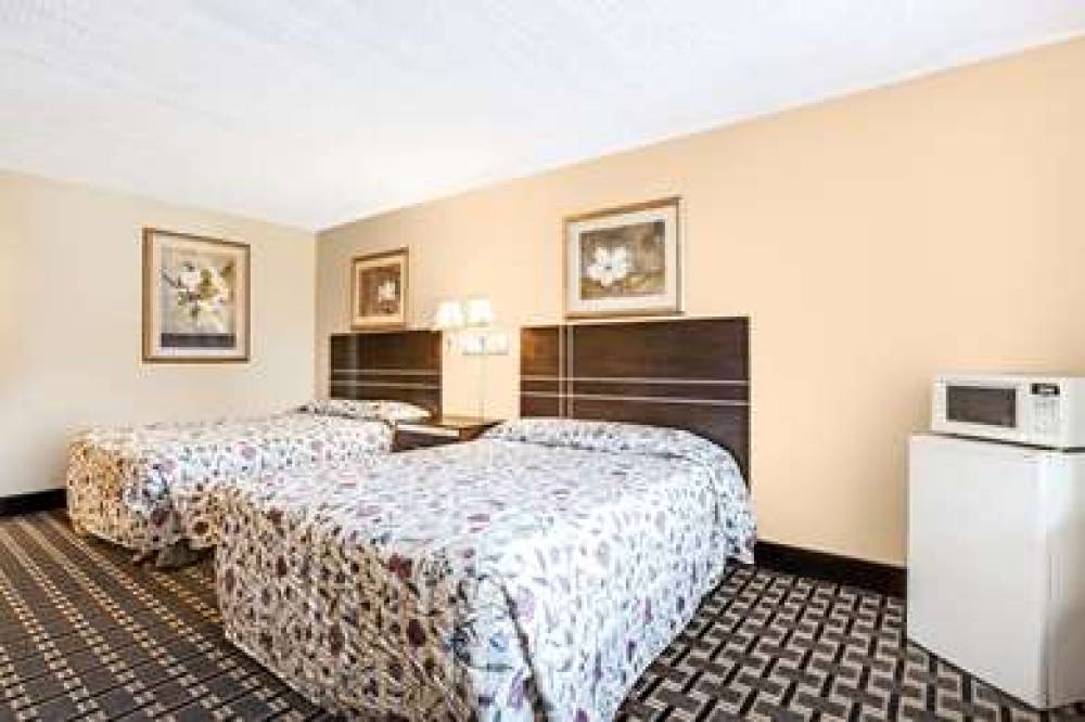 KNIGHTS INN MOUNT LAUREL 9