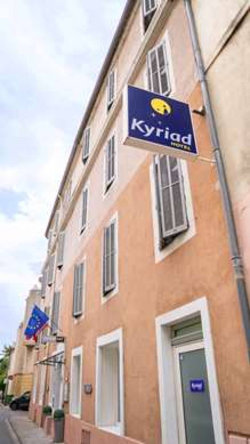 Kyriad Nimes Centre