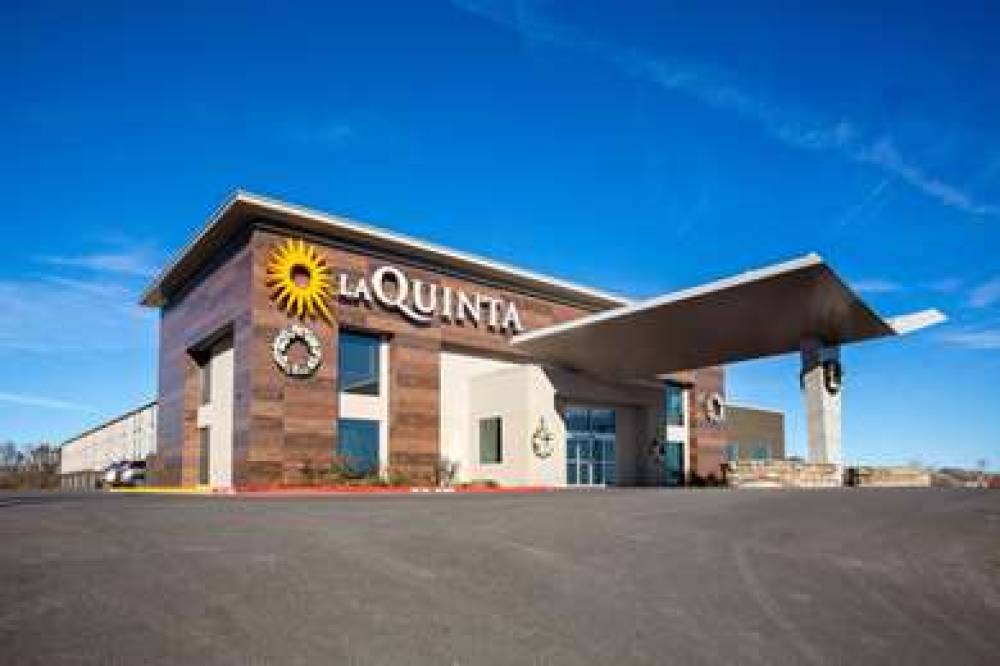 LA QUINTA BY WYNDHAM BRANSON 1