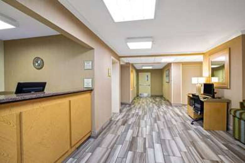 La Quinta Inn Auburn Worcester 8