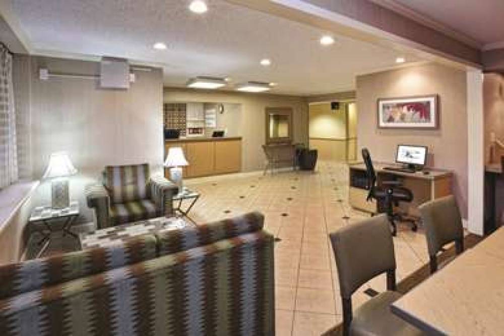 La Quinta Inn Birmingham / Cahaba Park South 4