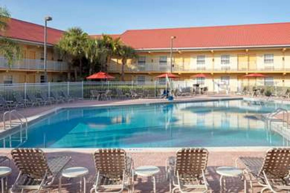 La Quinta Inn Cocoa Beach-Port Canaveral 5