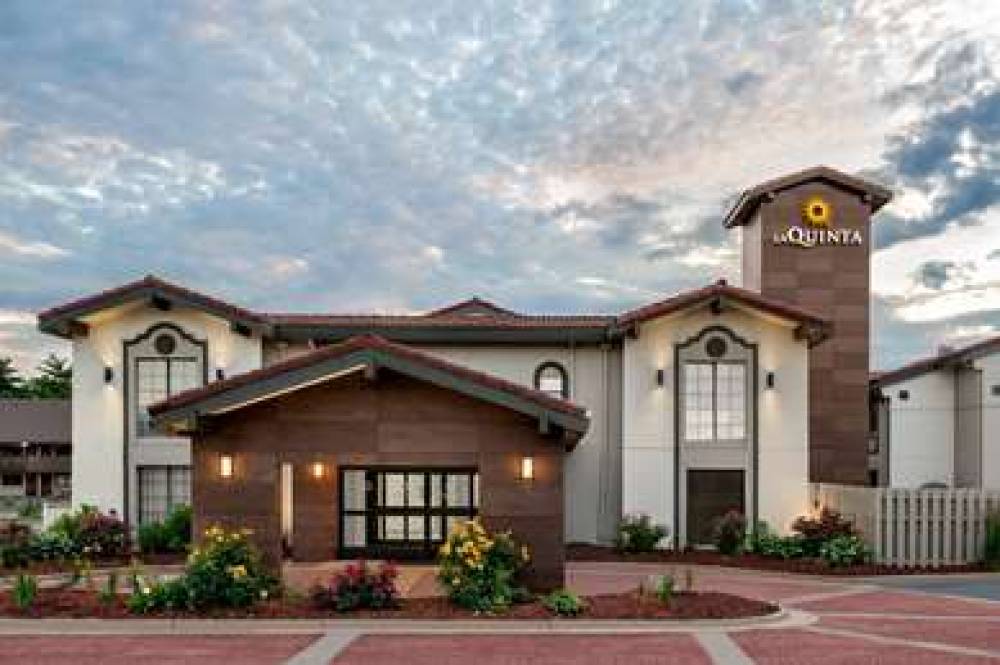 La Quinta Inn Columbus Airport Area 1