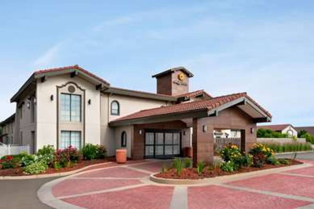 La Quinta Inn Columbus Airport Area 2