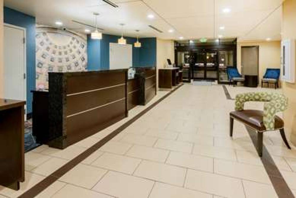 La Quinta Inn Columbus - Grove City 9