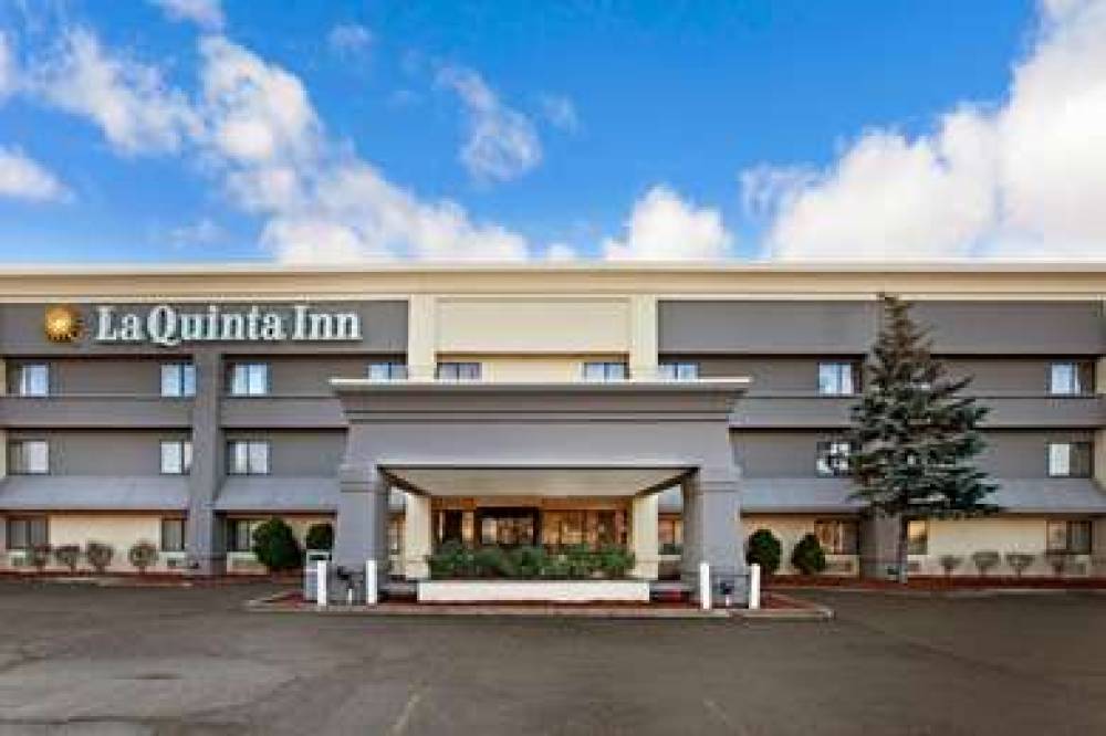 La Quinta Inn Detroit Canton 3