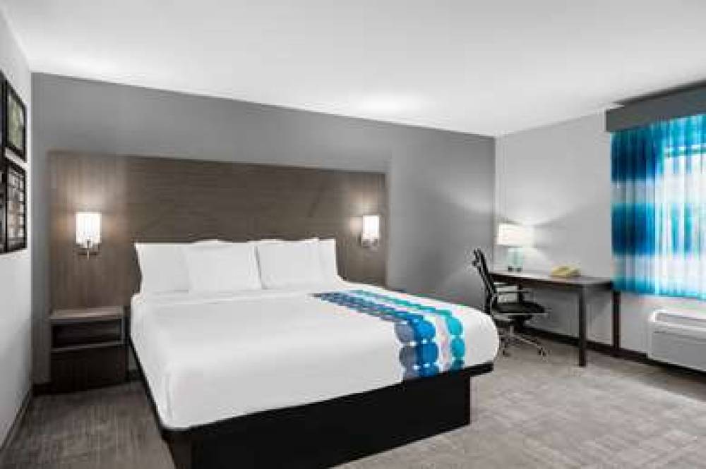 La Quinta Inn Indianapolis Airport Executive Drive 8