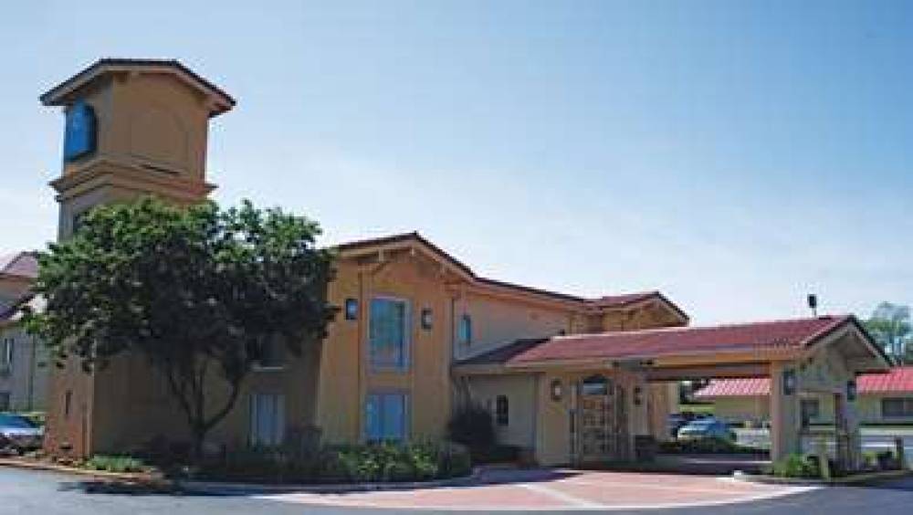 La Quinta Inn Kansas City Lenexa 2