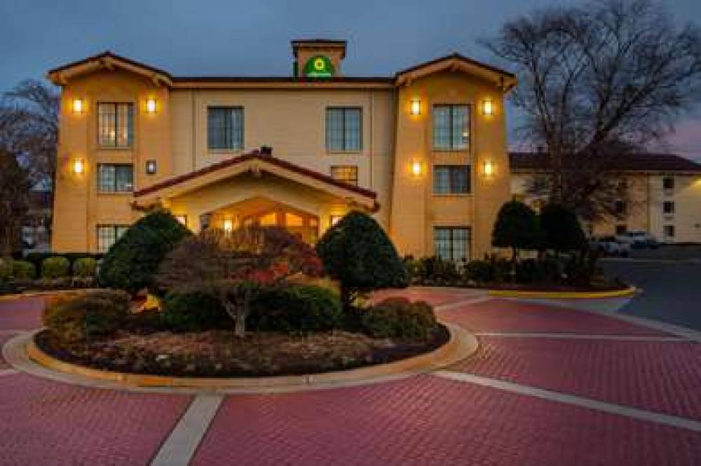 La Quinta Inn Norfolk Virginia Beach 4