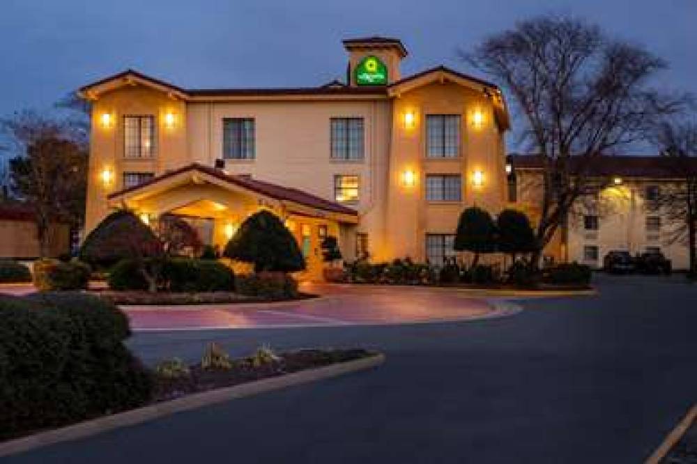 La Quinta Inn Norfolk Virginia Beach 5