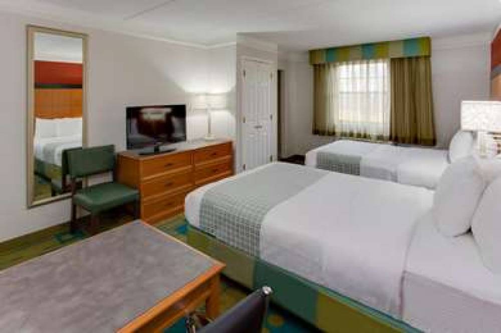 La Quinta Inn Pittsburgh Airport 9