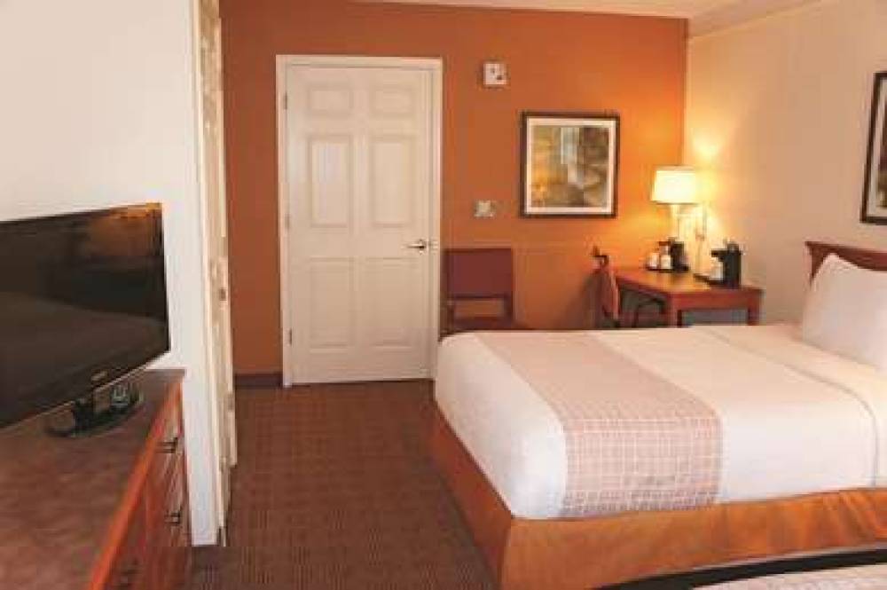 La Quinta Inn San Antonio South Park 5