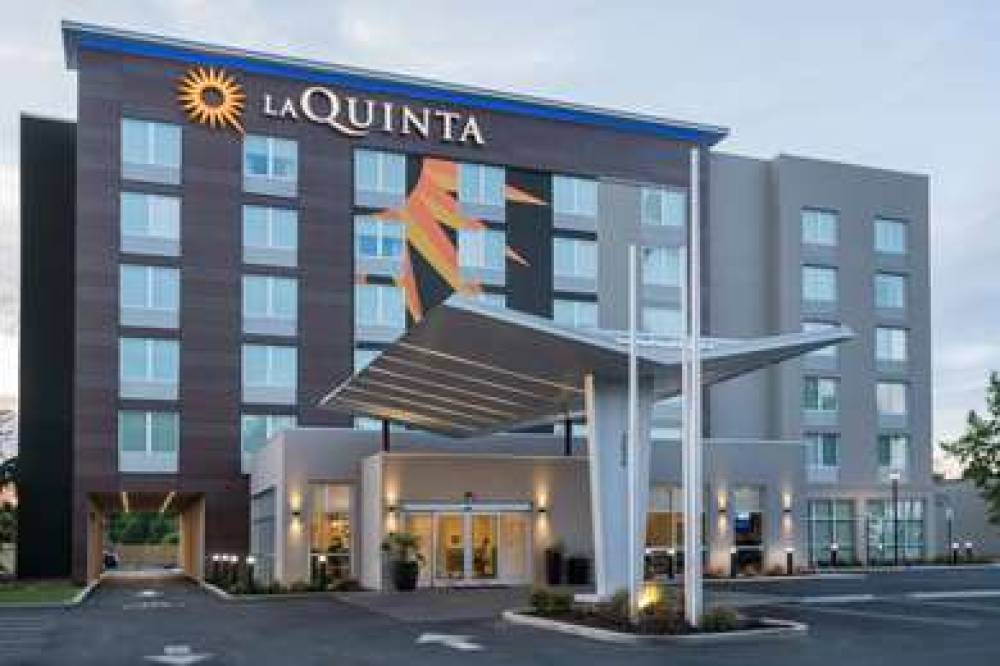 LA QUINTA INN STE MOBILE I-65-ARPT 8