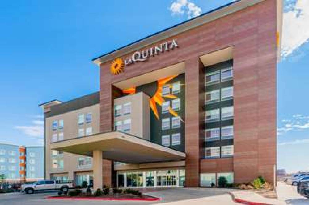 La Quinta Inn Ste Ok City Airport