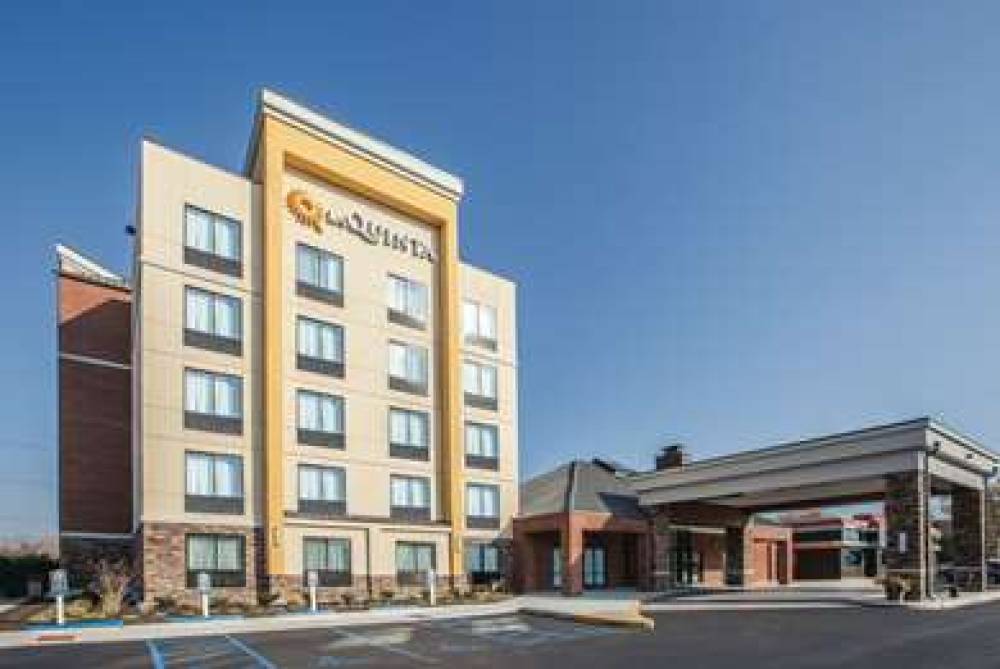 LA QUINTA INN STE PHILADELPHIA AIRP 1