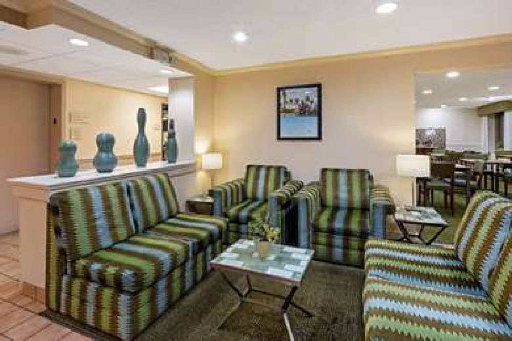 La Quinta Inn Ste Sunrise Sawgrass