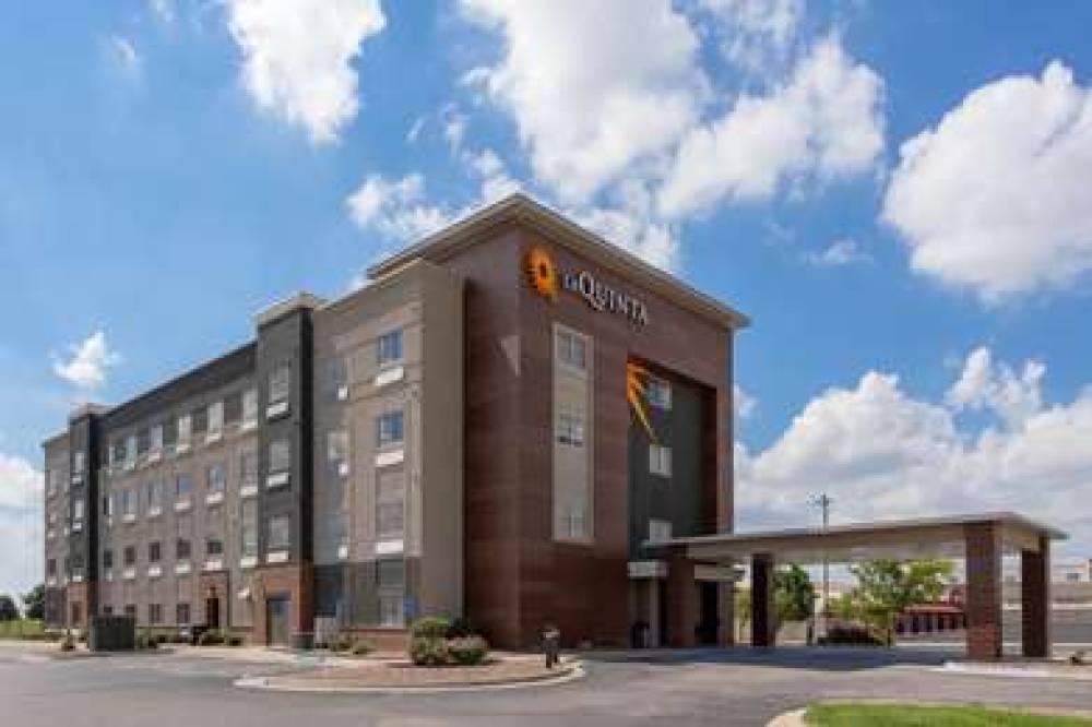 LA QUINTA INN STE WICHITA AIRPORT 2