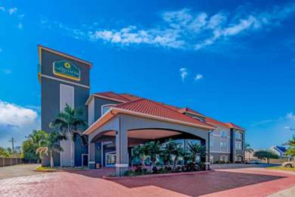 La Quinta Inn & Suites Alamo - McAllen East 1