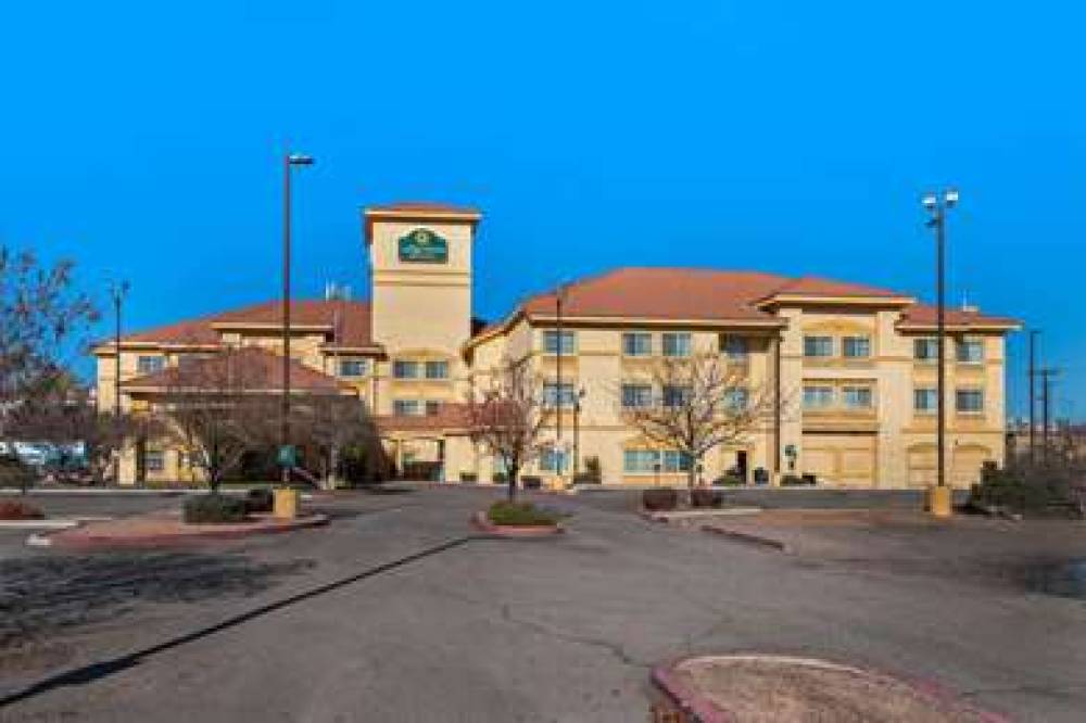 La Quinta Inn & Suites Albuquerque Midtown 6