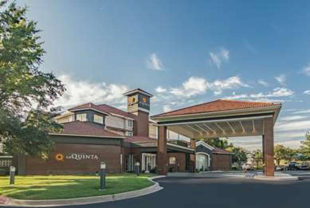 La Quinta Inn & Suites Alexandria Airport