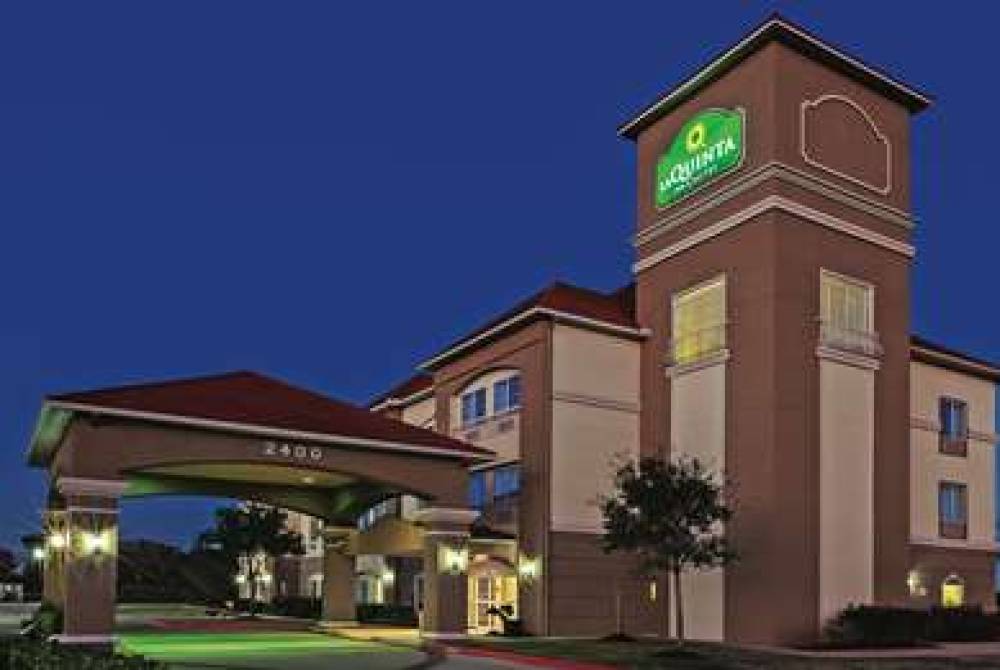 La Quinta Inn & Suites Angleton 1