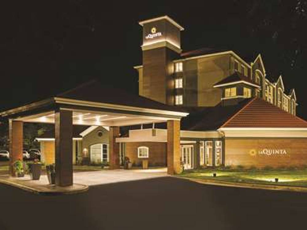 La Quinta Inn & Suites Atlanta Alpharetta 3