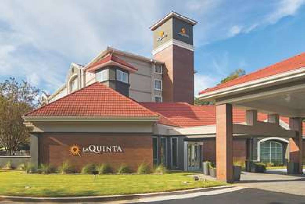 La Quinta Inn & Suites Atlanta Conyers 1