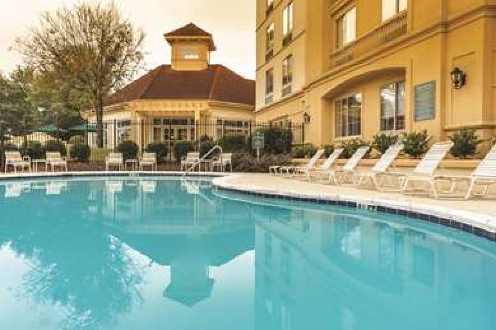 La Quinta Inn & Suites Atlanta-Paces Ferry/Vinings 10