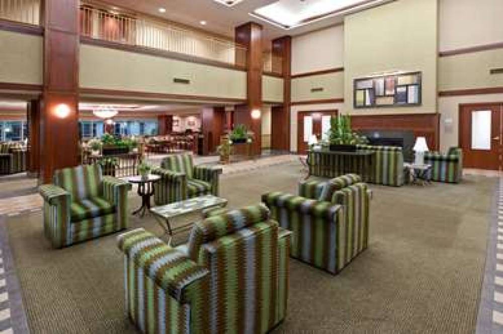 La Quinta Inn & Suites Bannockburn-Deerfield 6