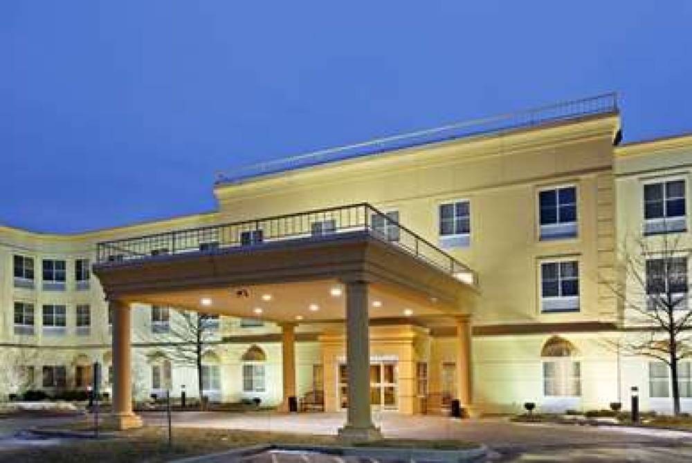 La Quinta Inn & Suites Bannockburn-Deerfield 2