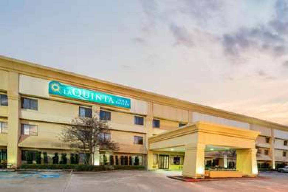 La Quinta Inn & Suites Baton Rouge Siegen Lane 2