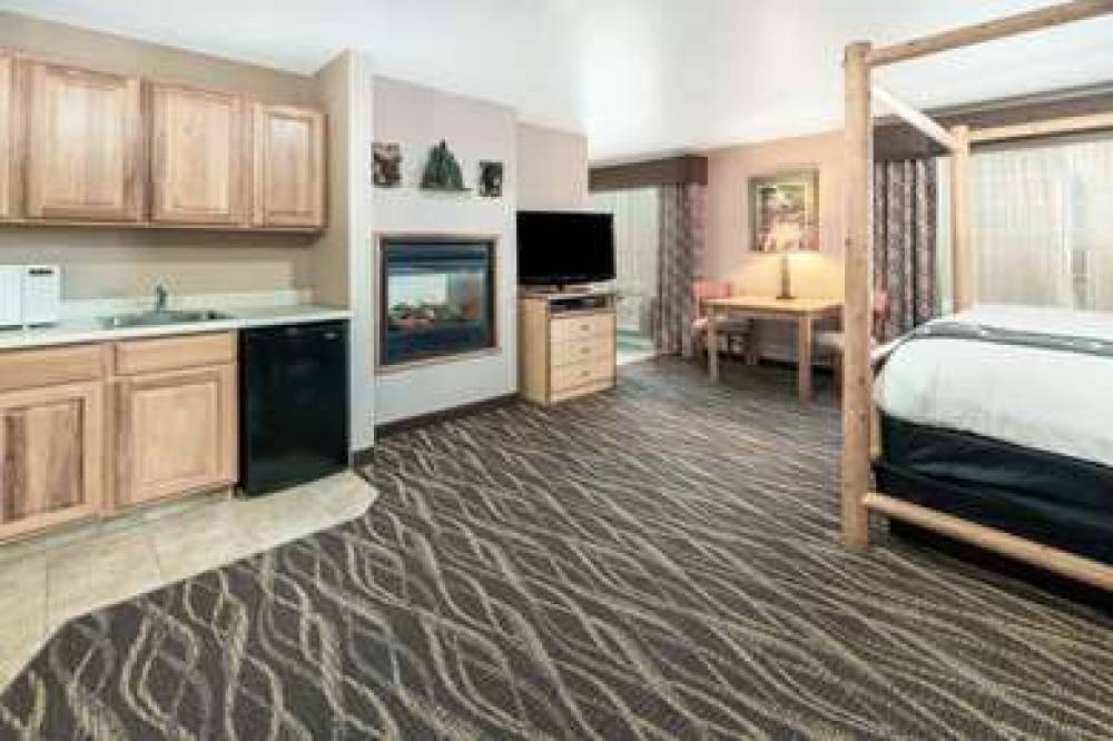 La Quinta Inn & Suites Belgrade - Bozeman Airport 5