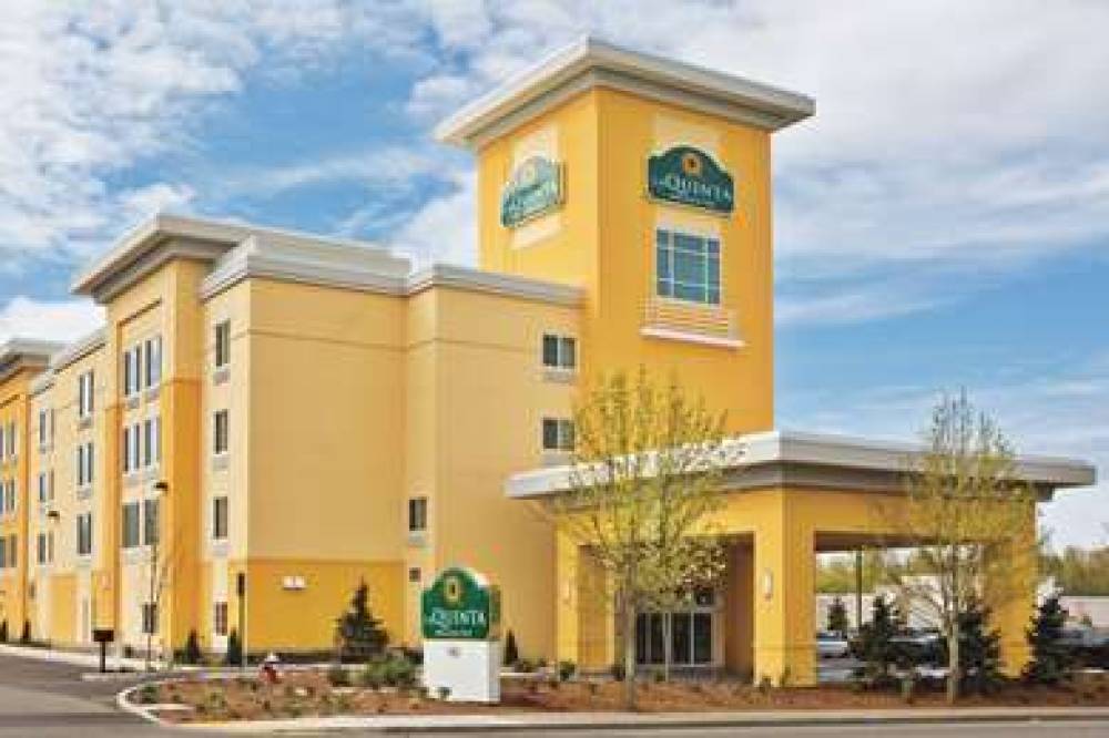 La Quinta Inn & Suites Bellingham 1