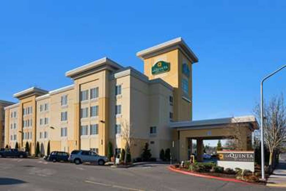 La Quinta Inn & Suites Bellingham 9