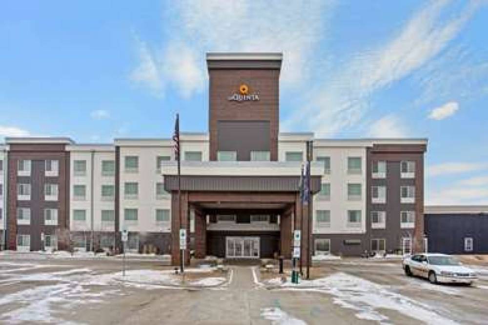 La Quinta Inn & Suites Bismarck 3