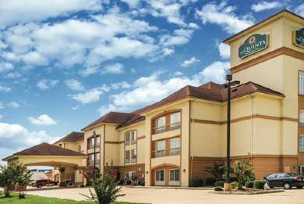 La Quinta Inn & Suites Brandon Jackson Airport E 3