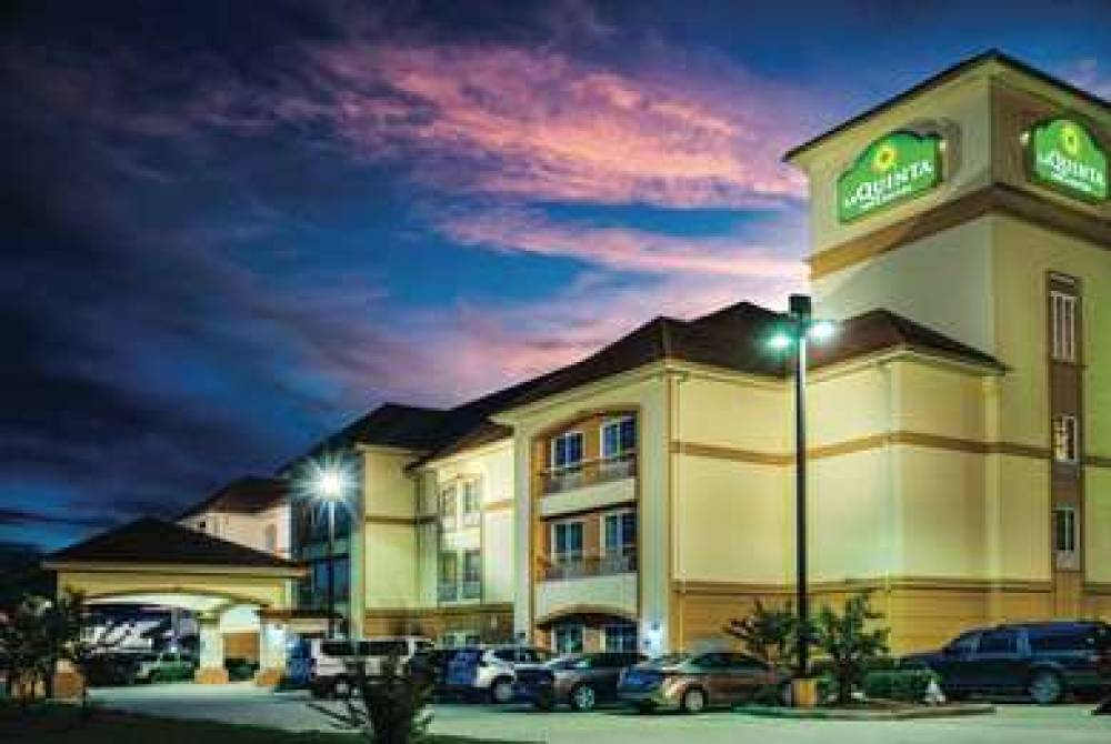 La Quinta Inn & Suites Brandon Jackson Airport E 1