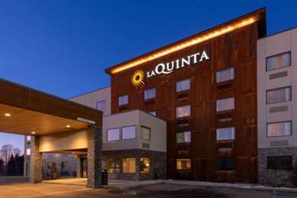 La Quinta Inn & Suites By Wyndham Anchorage Airport 3