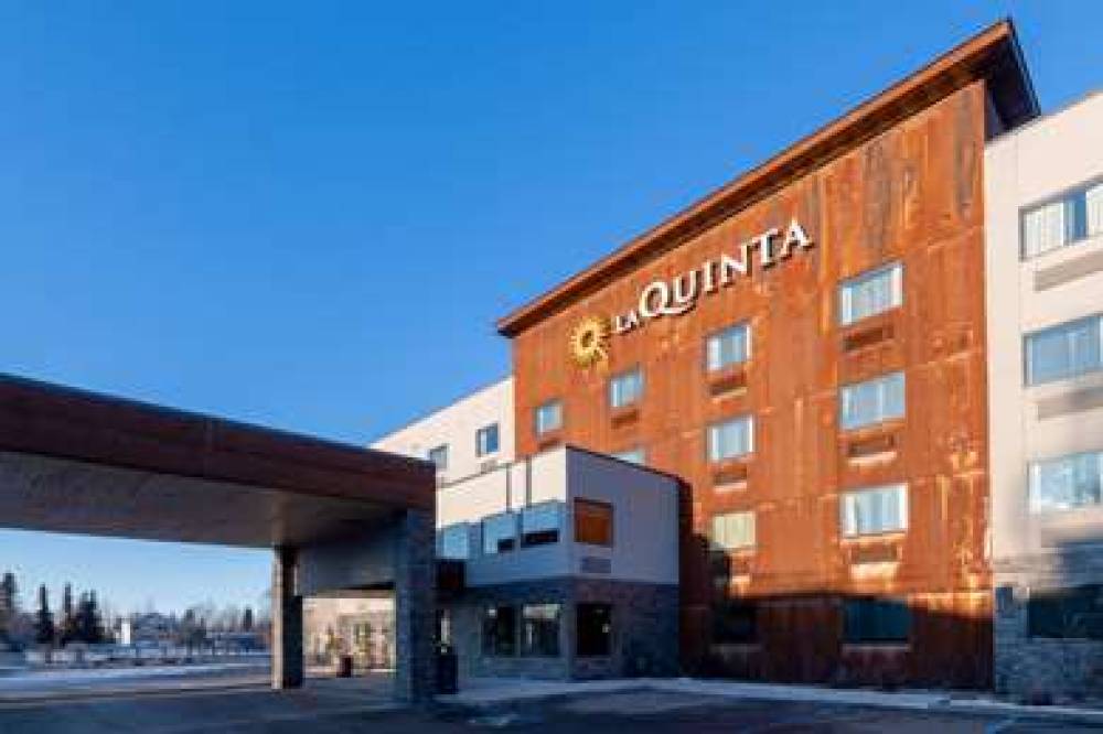 La Quinta Inn & Suites By Wyndham Anchorage Airport 1