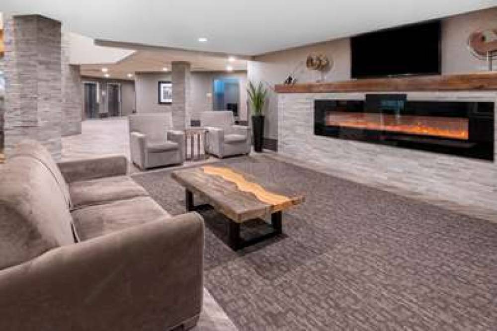 La Quinta Inn & Suites By Wyndham Fairbanks Airport 7