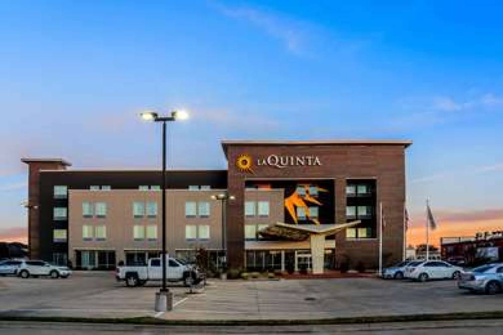 La Quinta Inn & Suites By Wyndham Houston Cypress 2