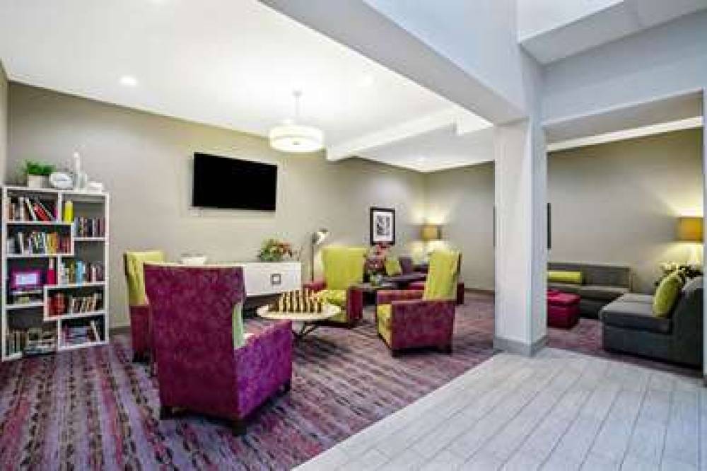 La Quinta Inn & Suites By Wyndham Kearney 7