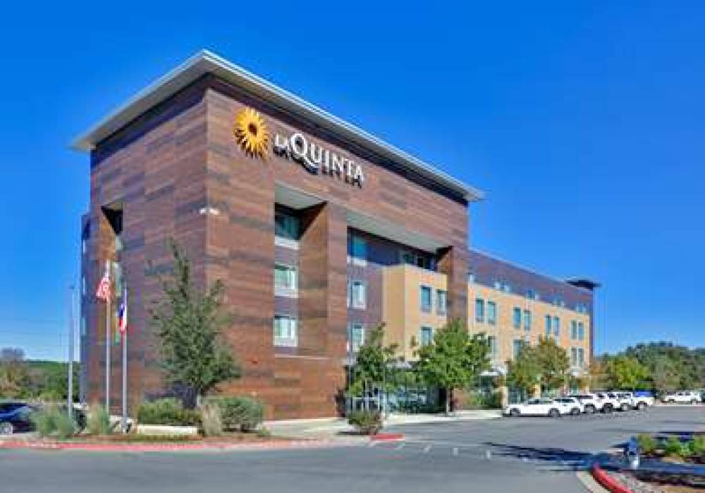 LA QUINTA INN & SUITES BY WYNDHAM L 1