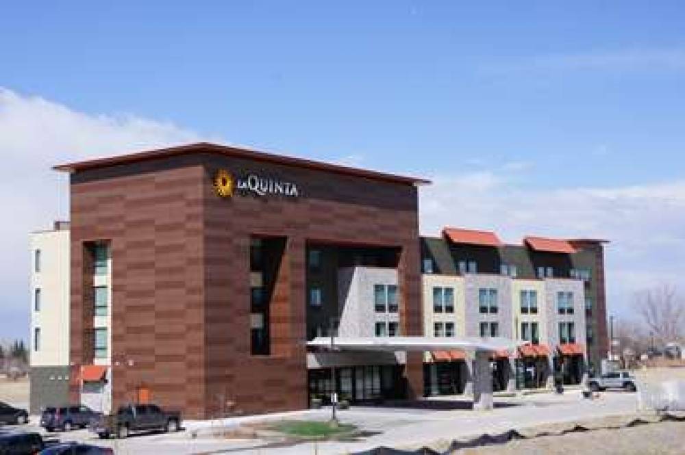 LA QUINTA INN & SUITES BY WYNDHAM L 4