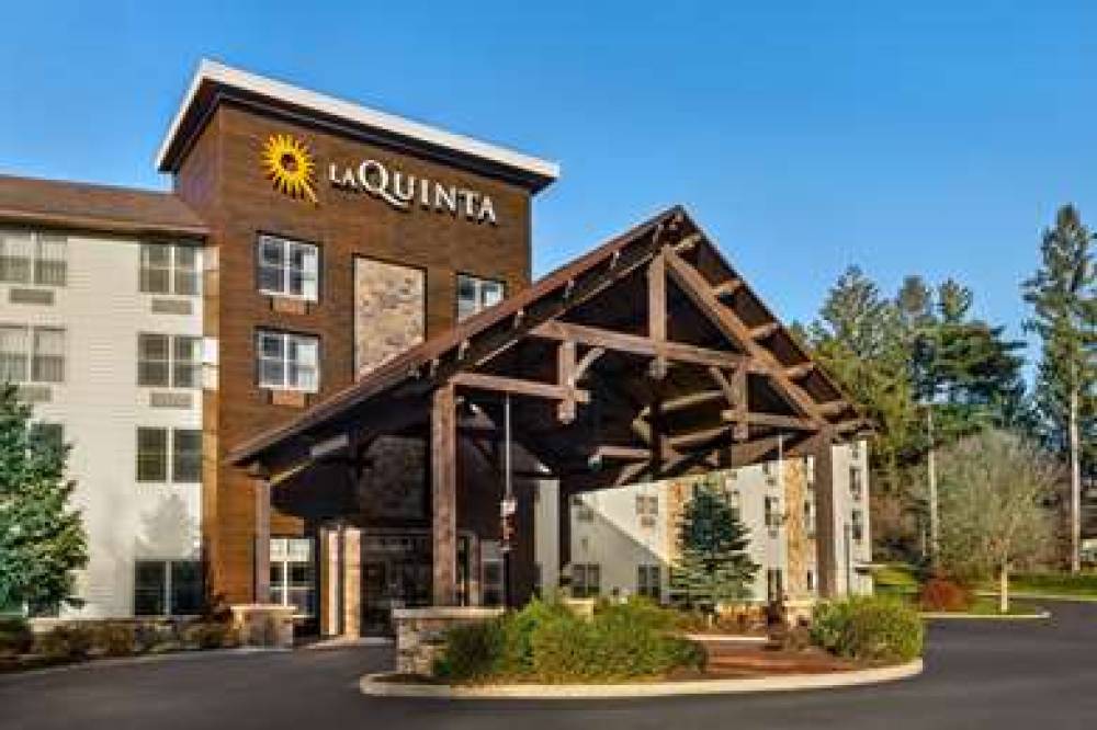 LA QUINTA INN & SUITES BY WYNDHAM L 3