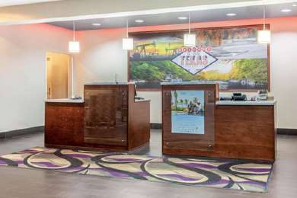 La Quinta Inn & Suites By Wyndham Luling 6