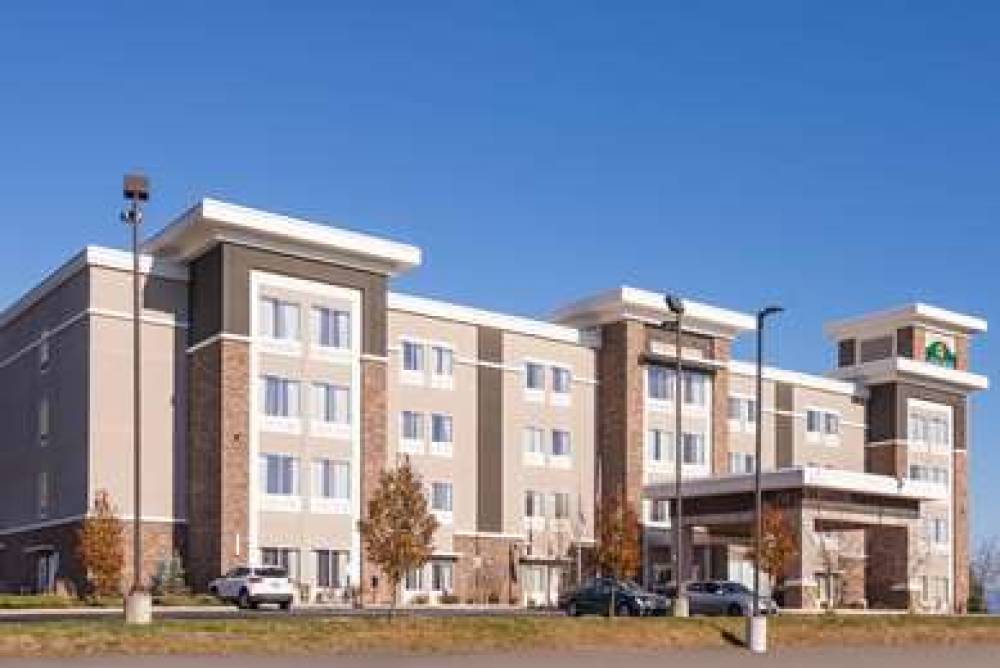 La Quinta Inn & Suites By Wyndham Morgantown 2